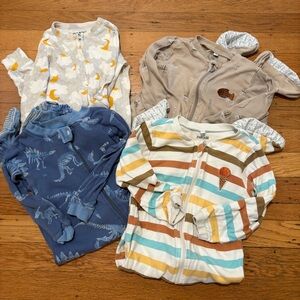 Bundle of 4 PJs size 18months